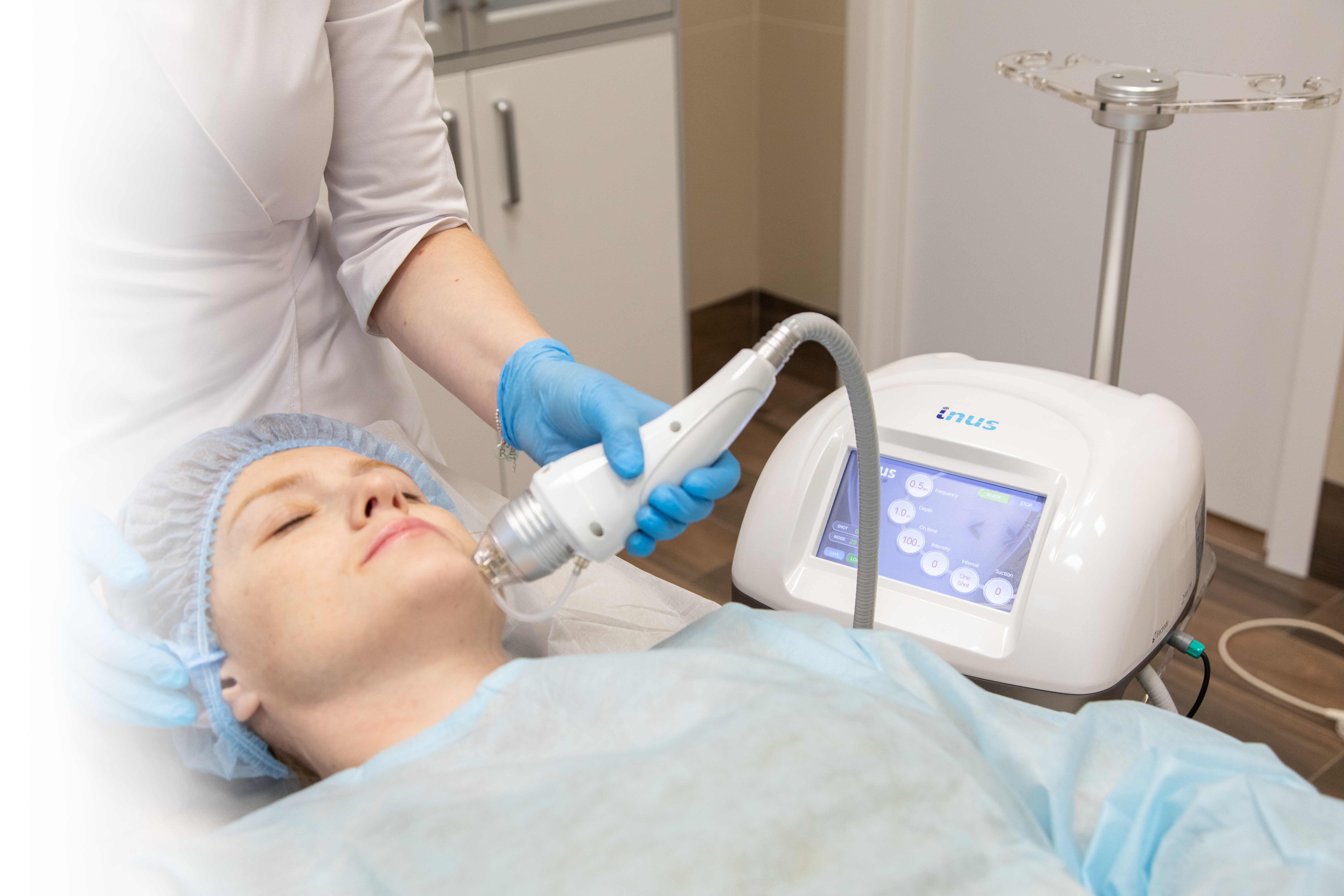 RF-лифтинг лица, шеи и декольте