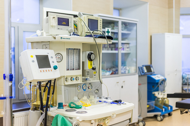 Клиника «Семейная» на пл. Ильича/Радонежского