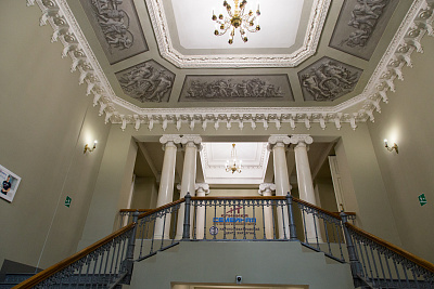 Научно-практический центр хирургии на Бауманской