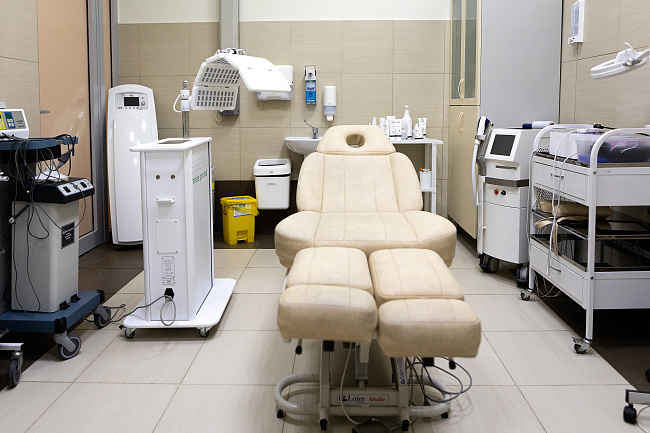 Клиника «Семейная» на Университете